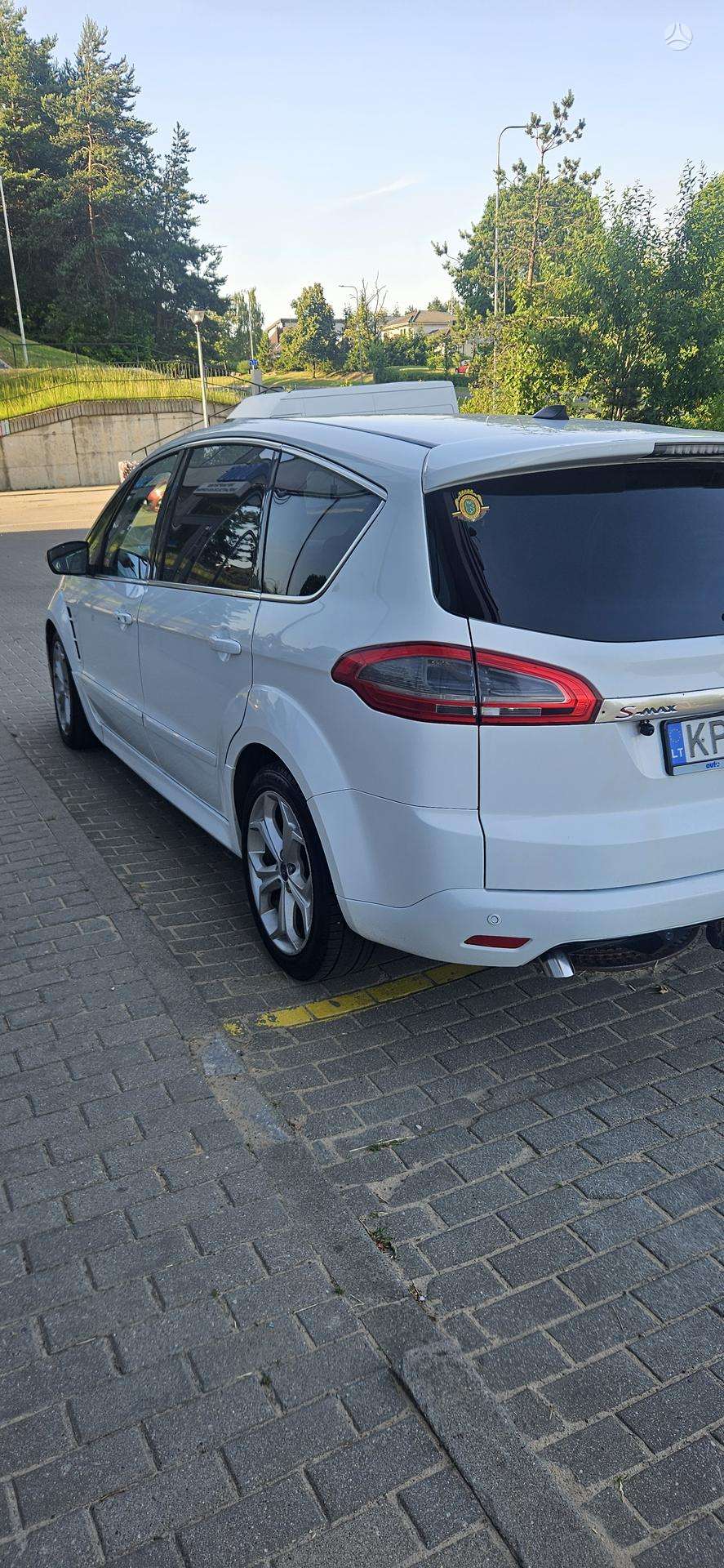 Ford S-MAX.