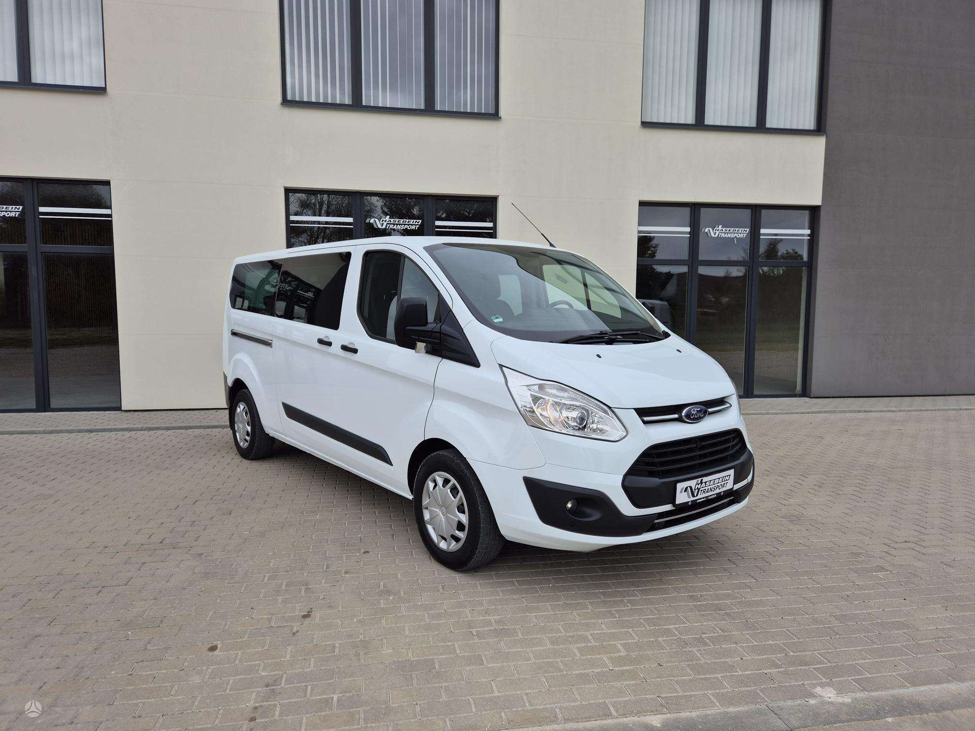 Ford Transit Custom.