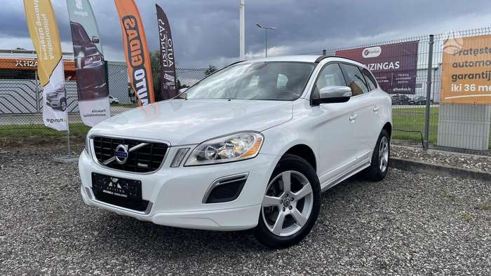 Volvo XC60.