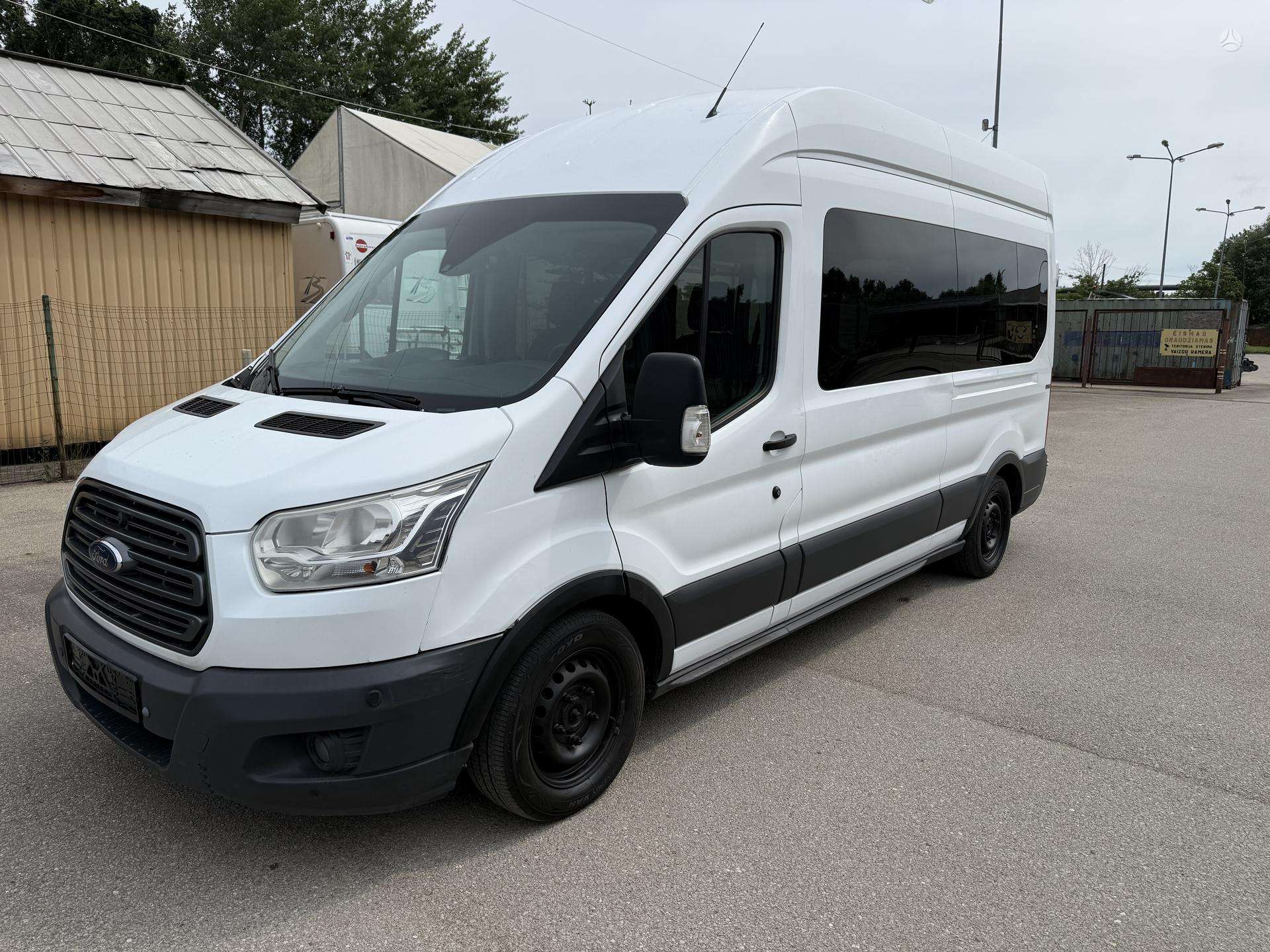 Ford Transit.