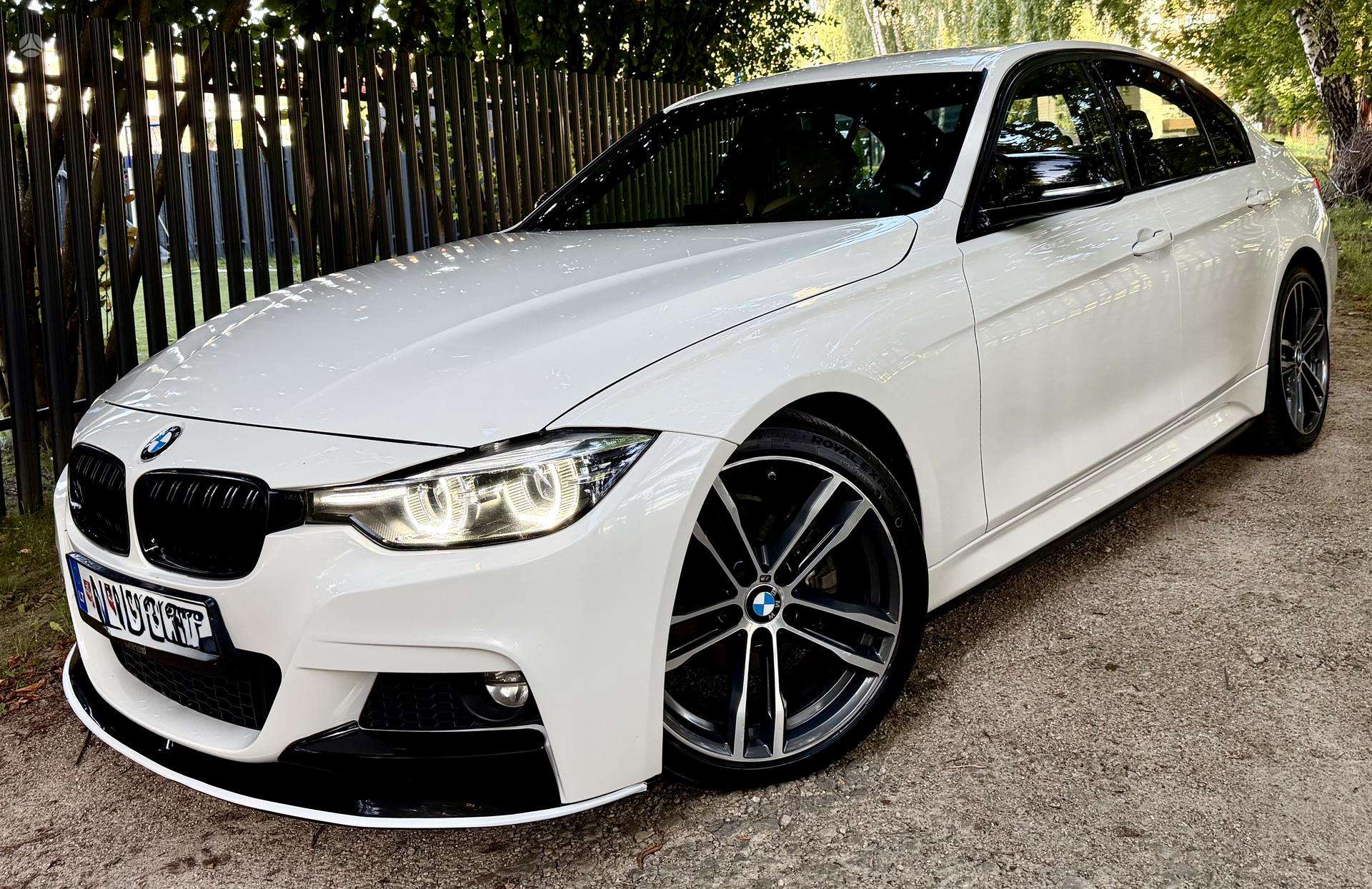 BMW 320