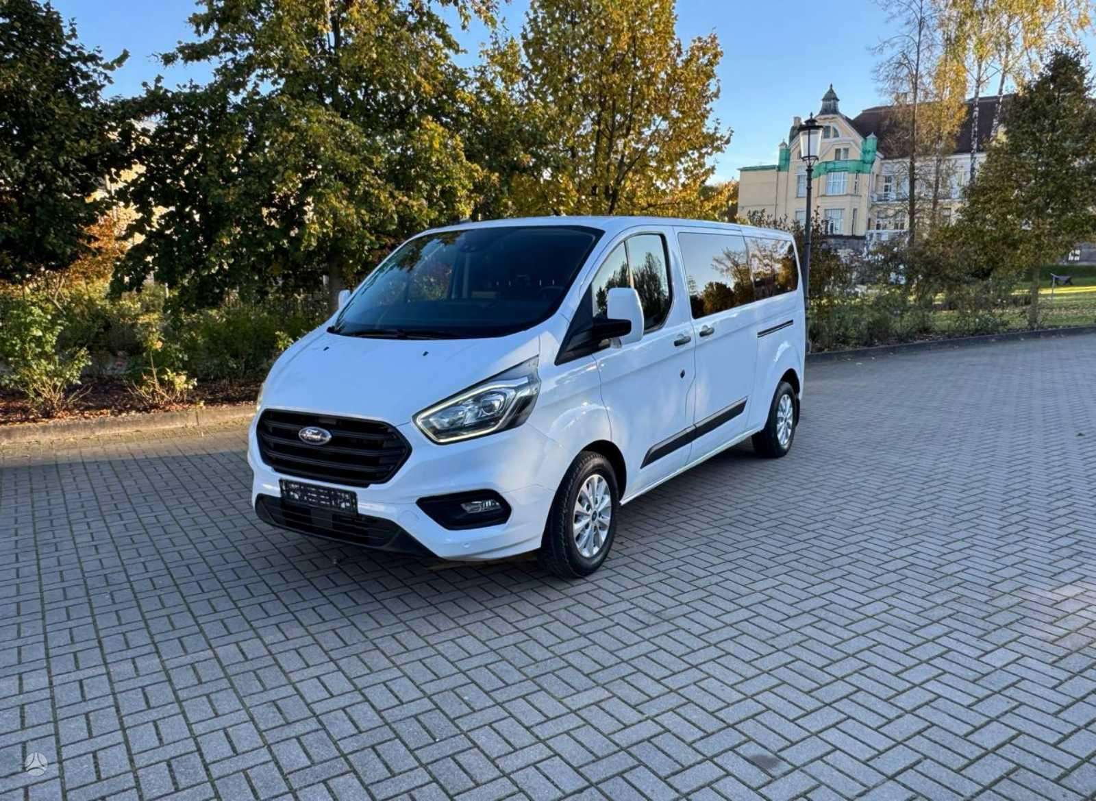 Ford Transit Custom.