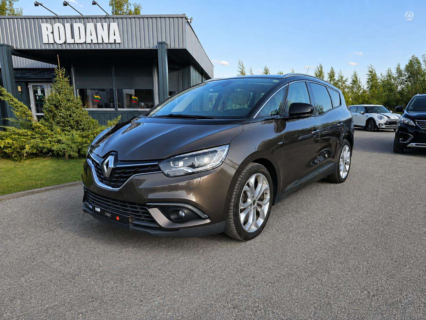Renault Grand Scenic.