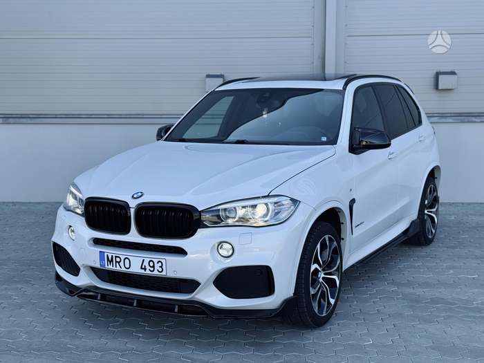 BMW X5.