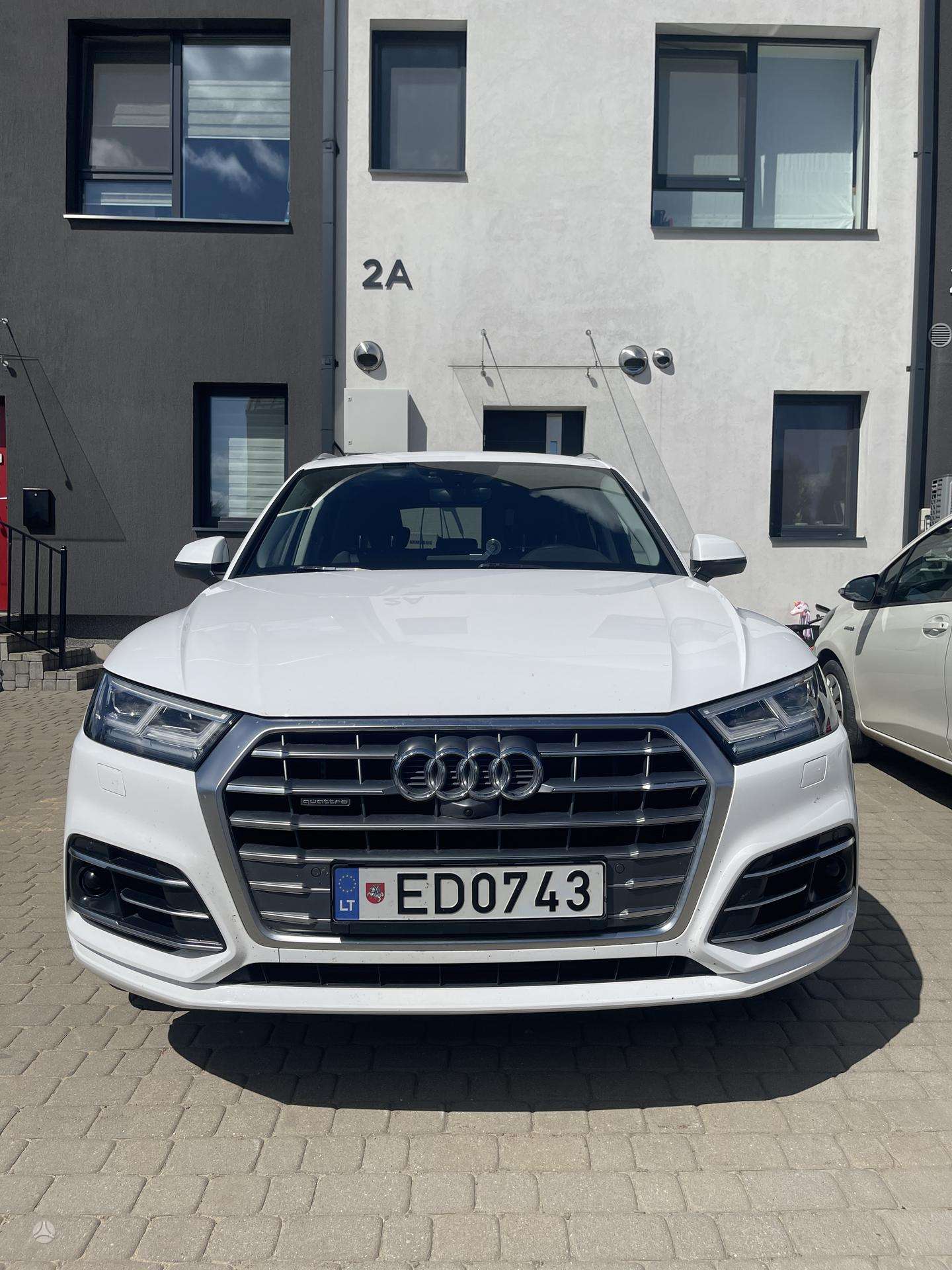 Audi Q5.