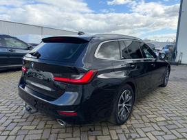 BMW 320.