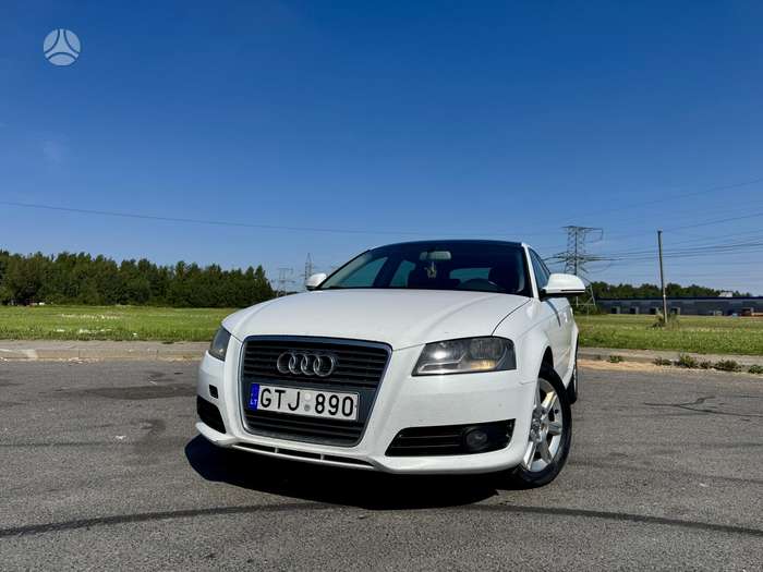 Audi A3.