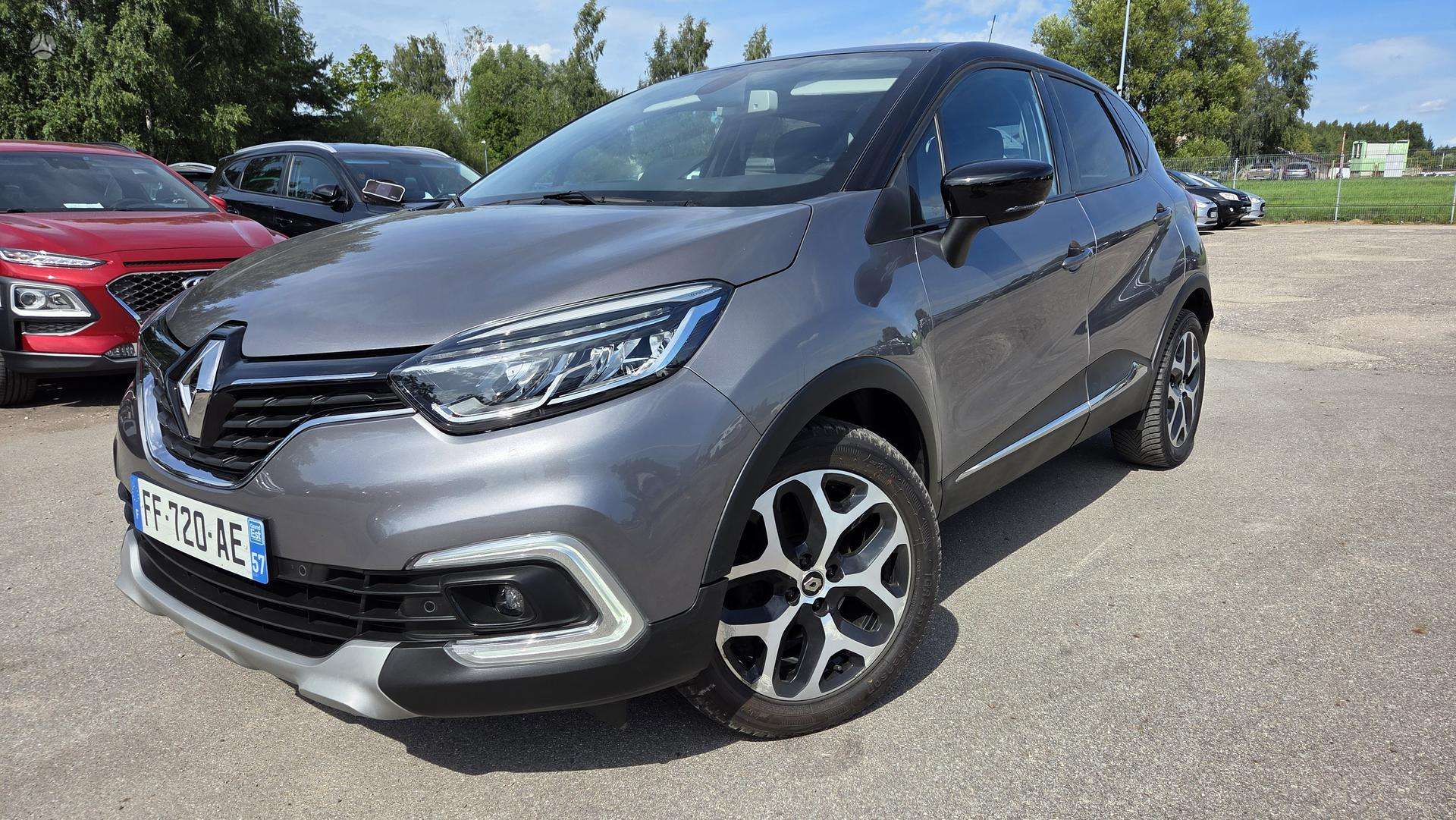 Renault Captur.