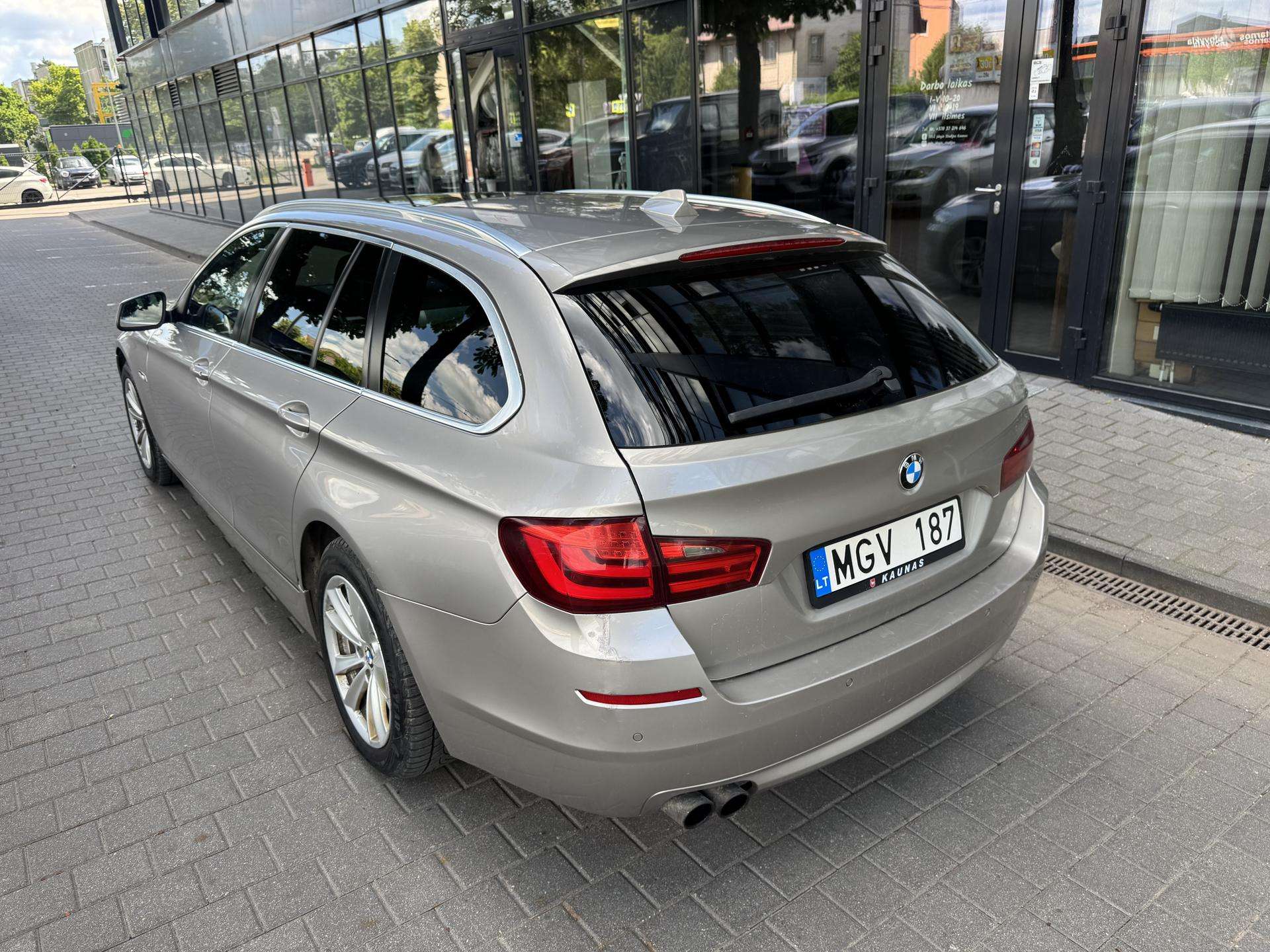 BMW 520.