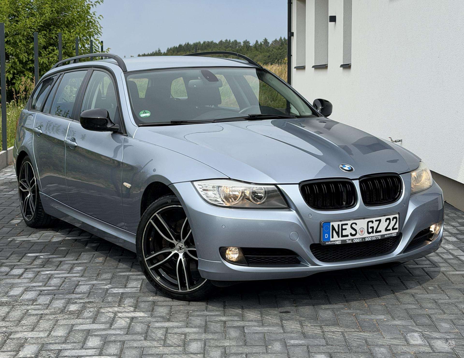 BMW 320.