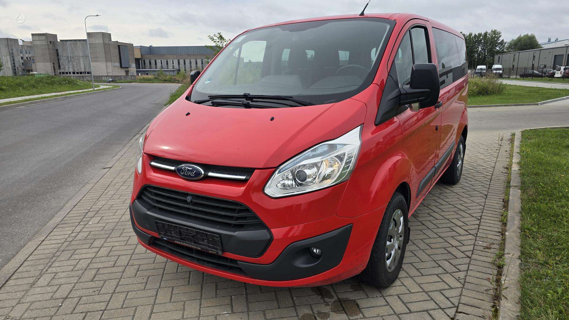 Ford Transit Custom.