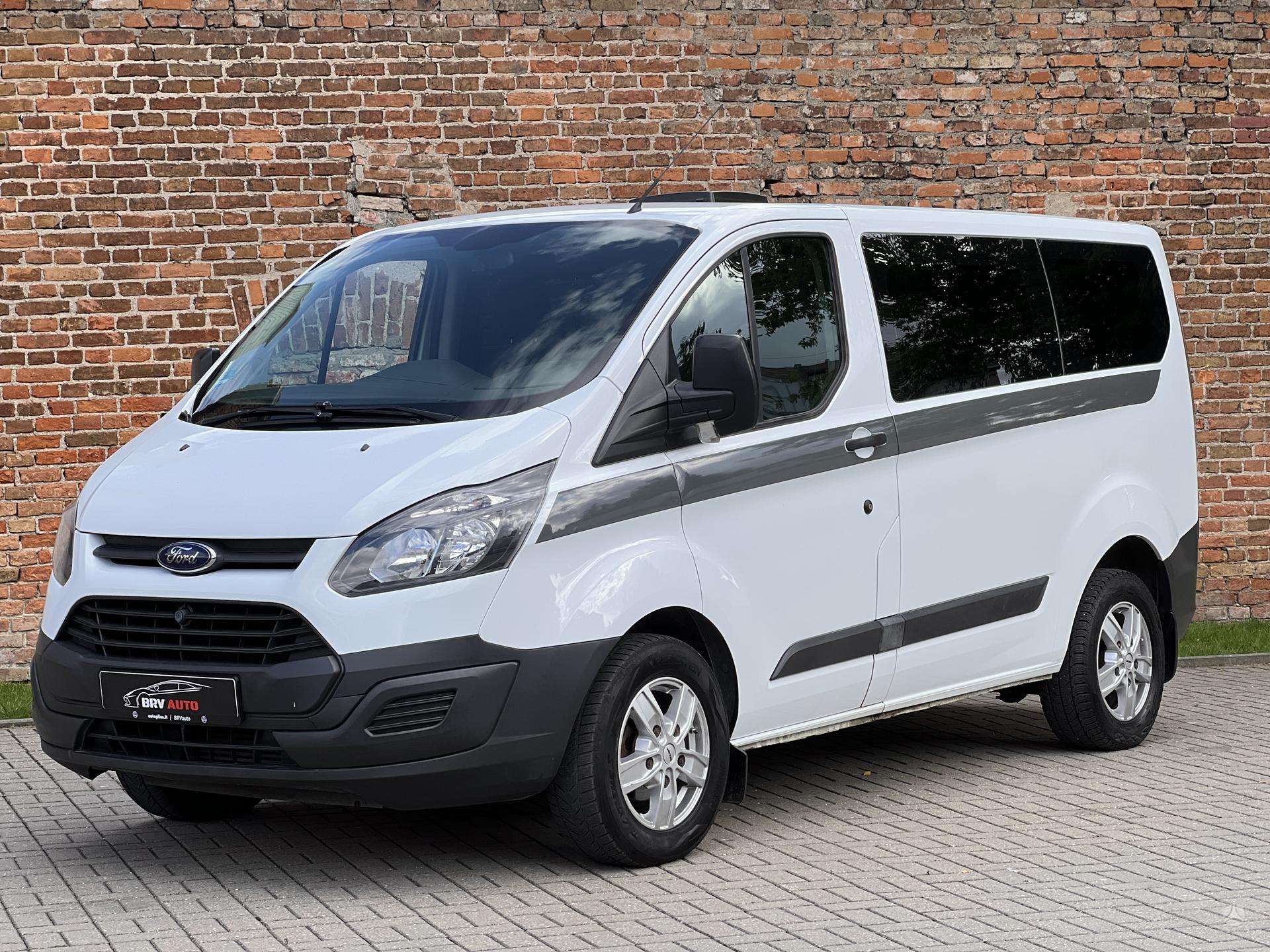 Ford Transit Custom.