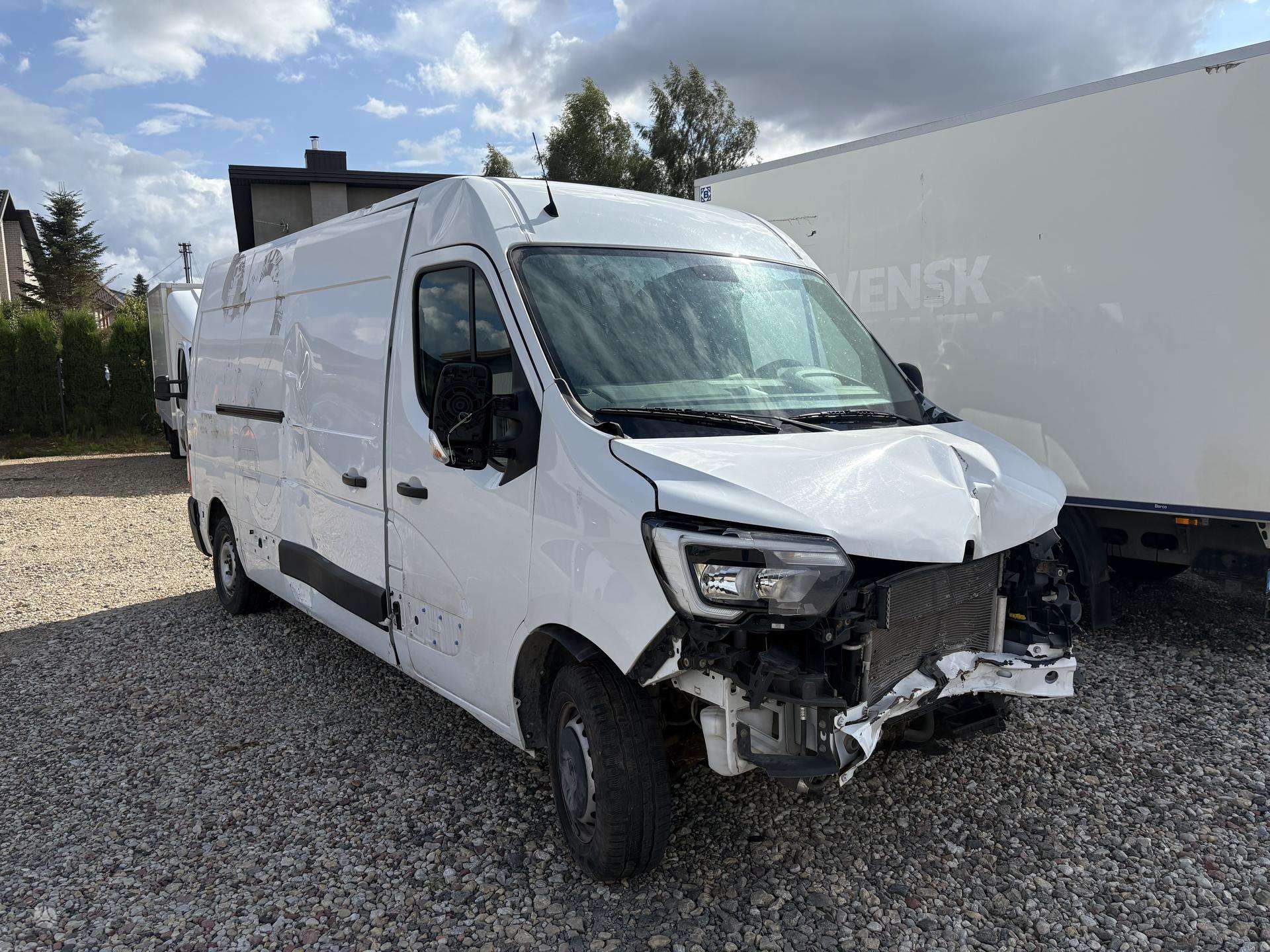 Renault Master.