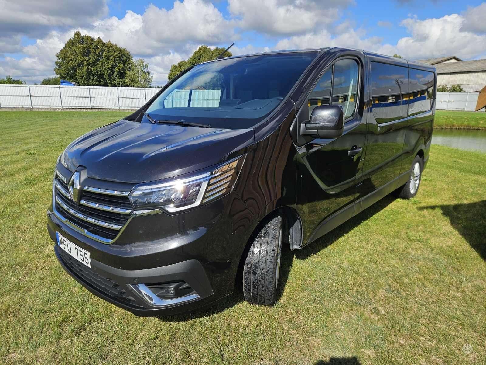 Renault Trafic.