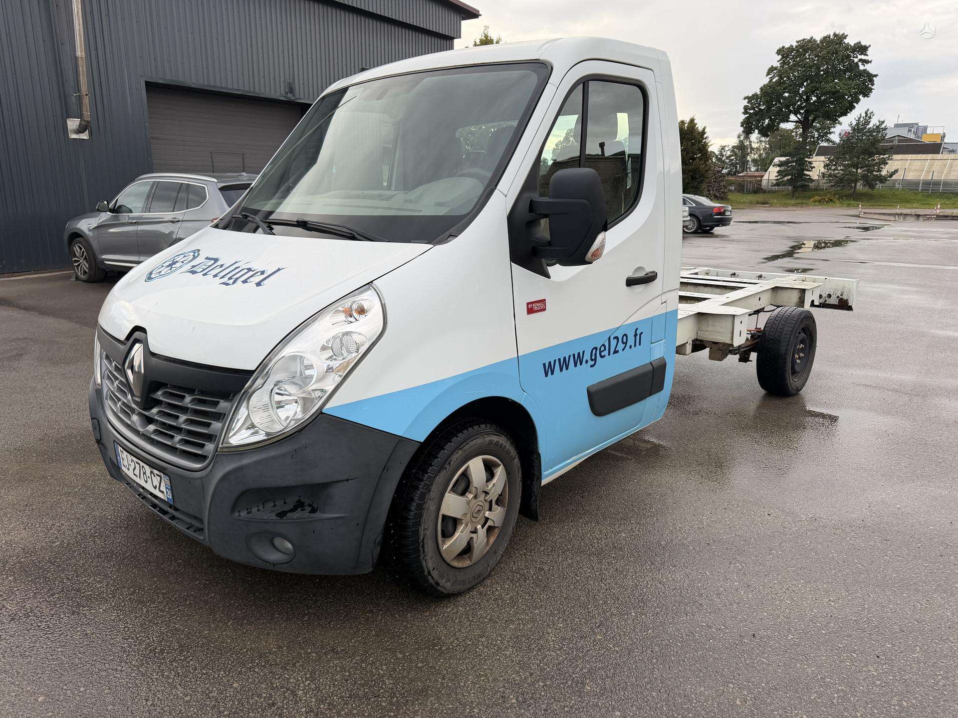Renault Master.