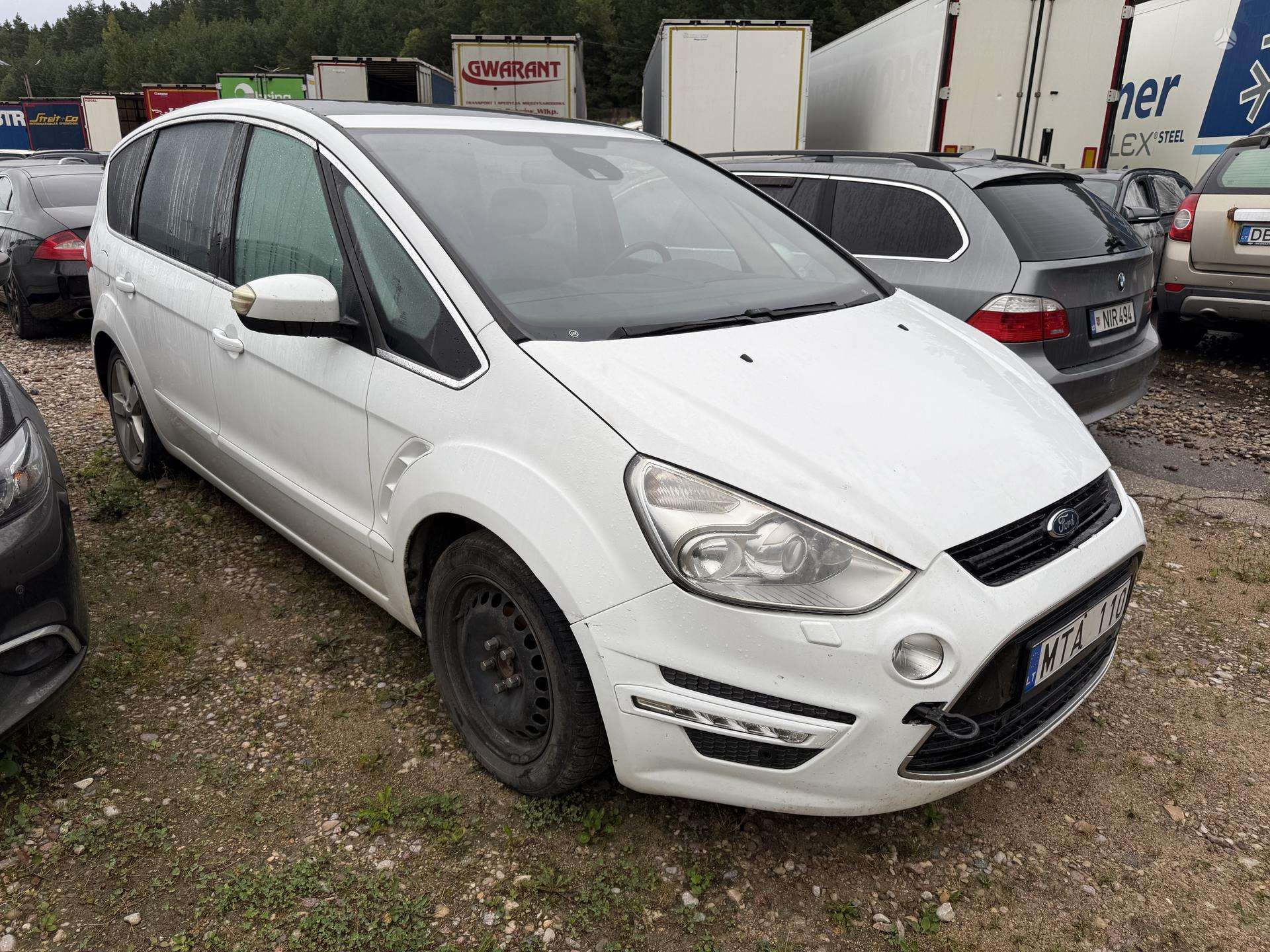 Ford S-MAX.