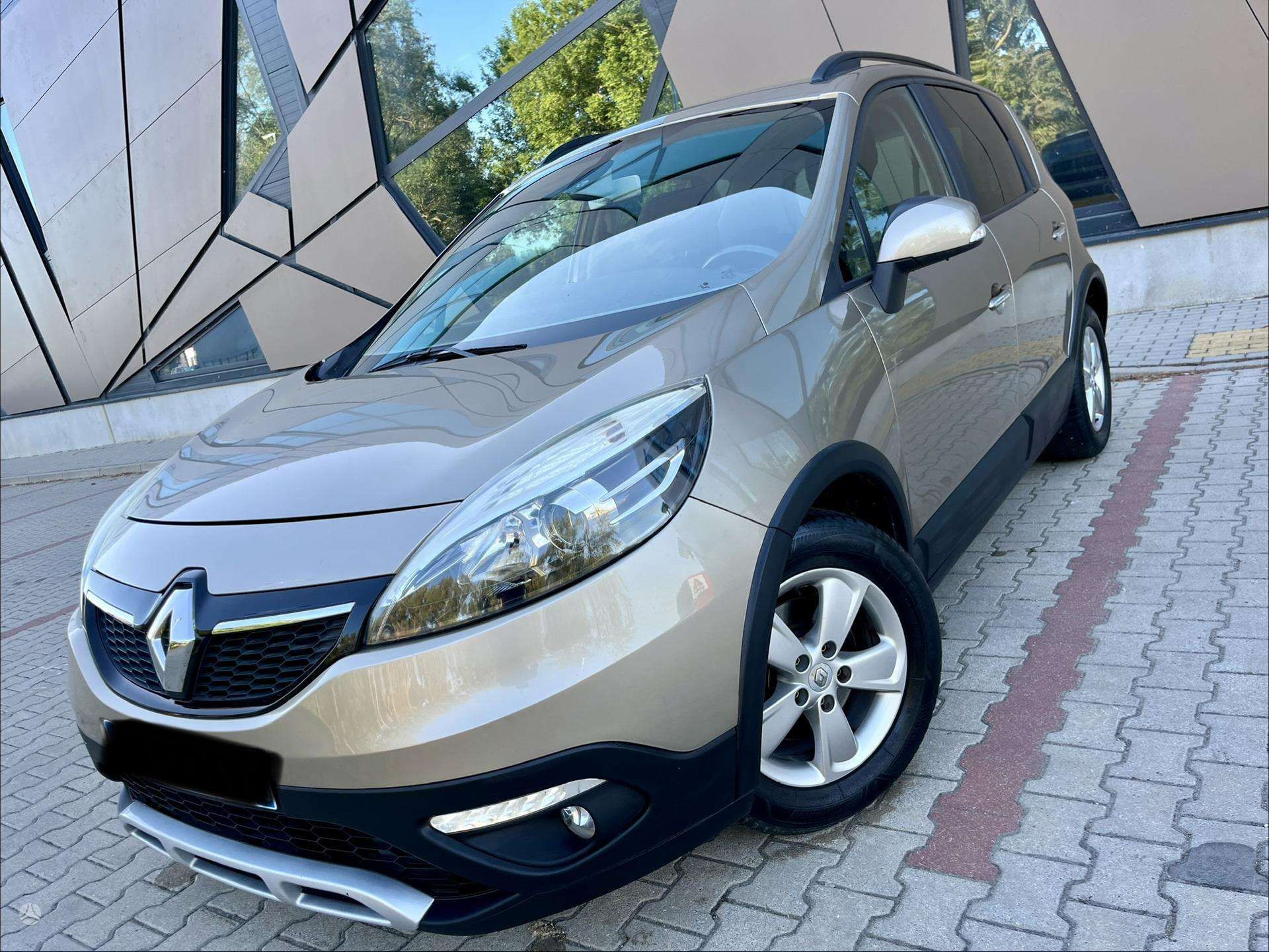 Renault Scenic.