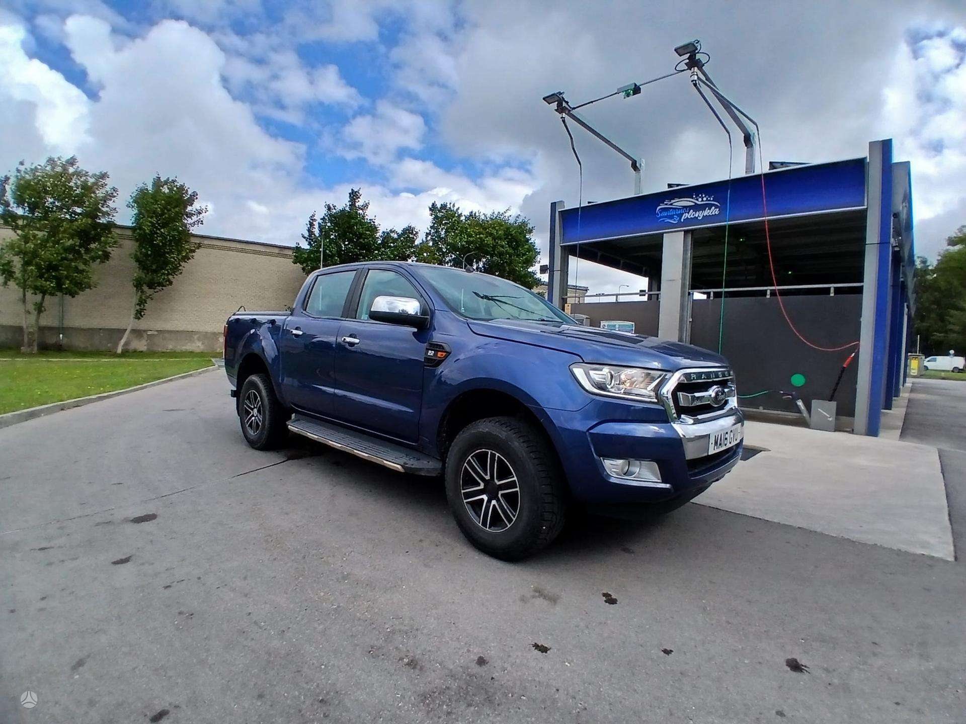 Ford Ranger.