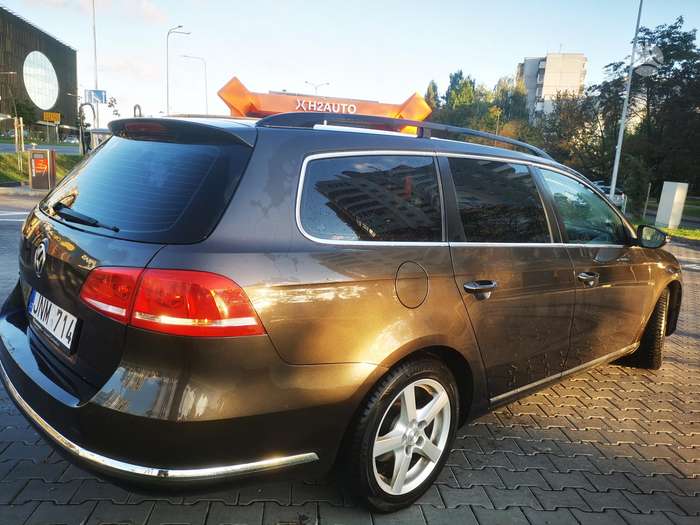 Volkswagen Passat.