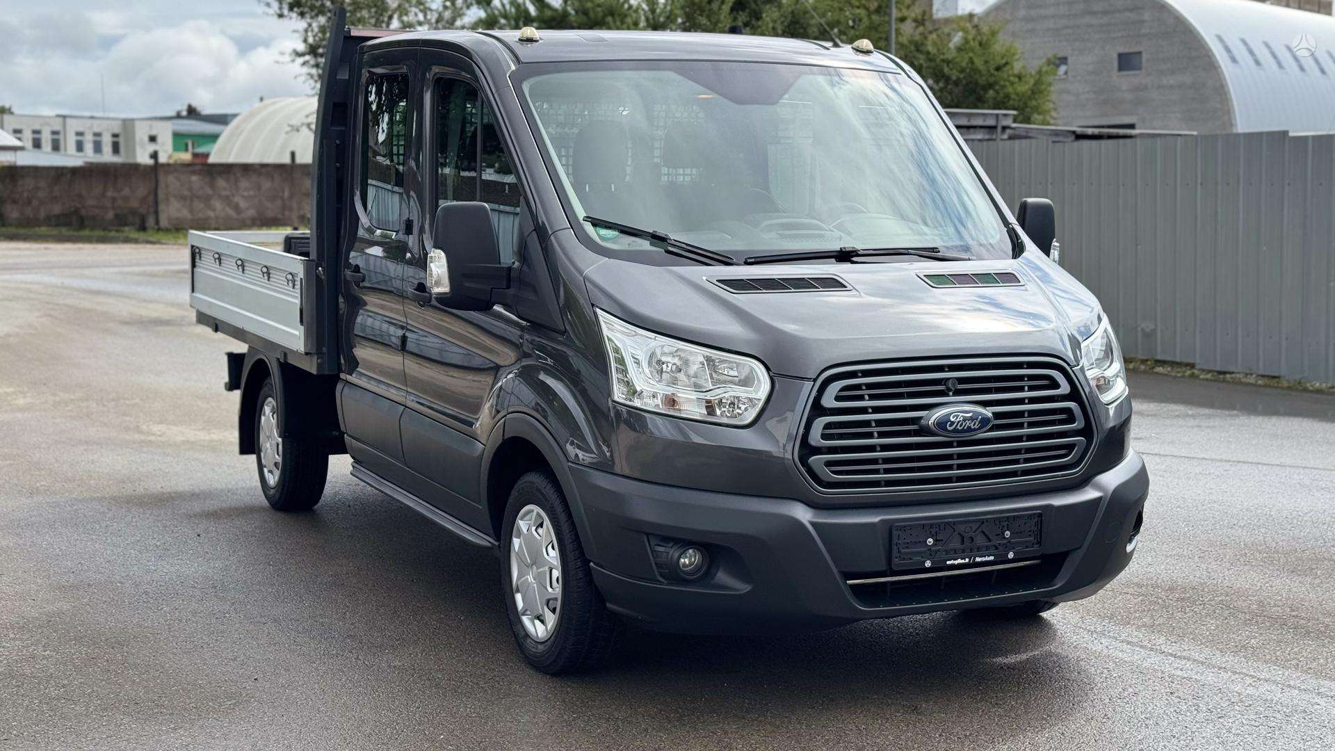 Ford Transit.