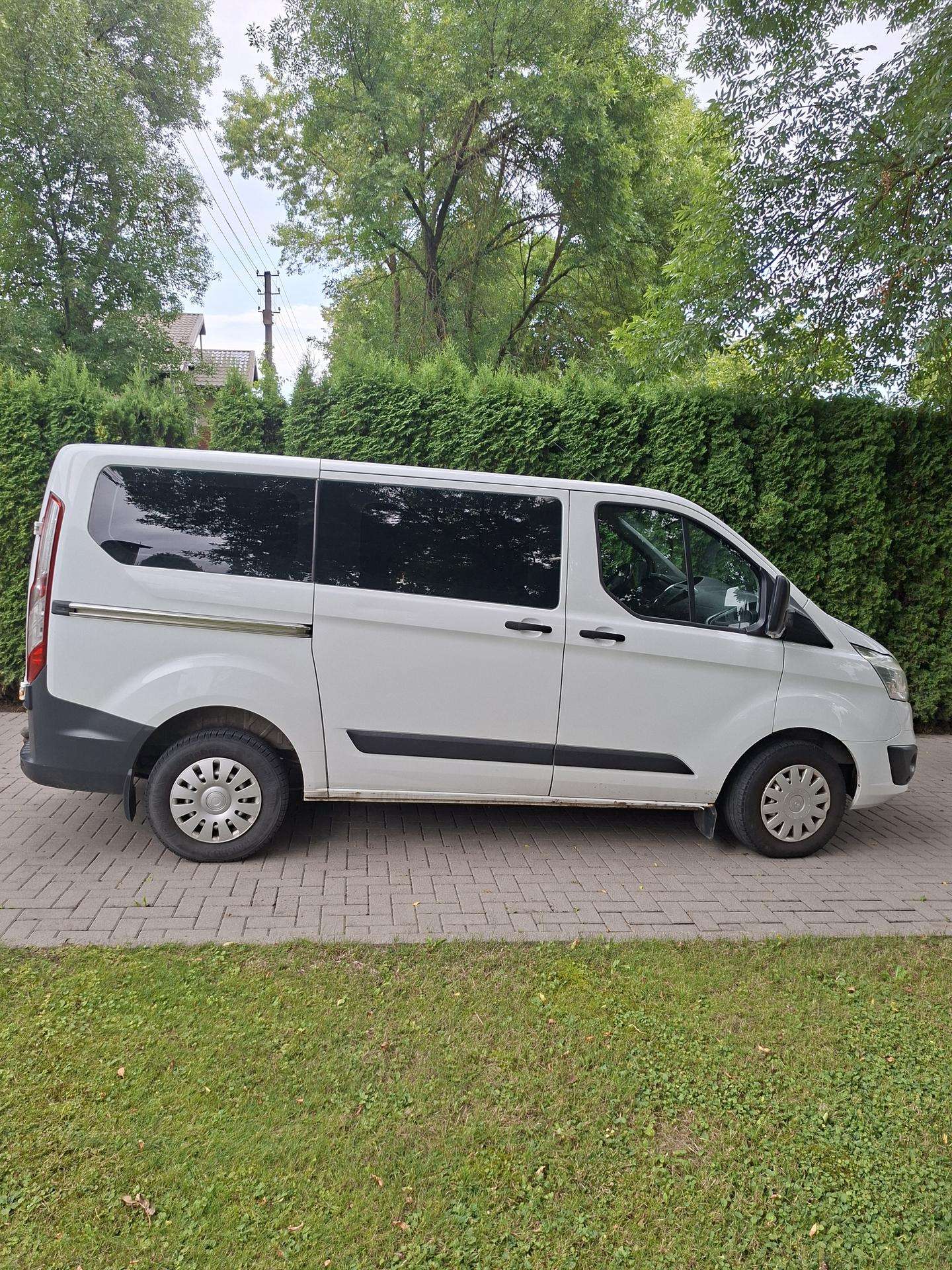 Ford Transit Custom.