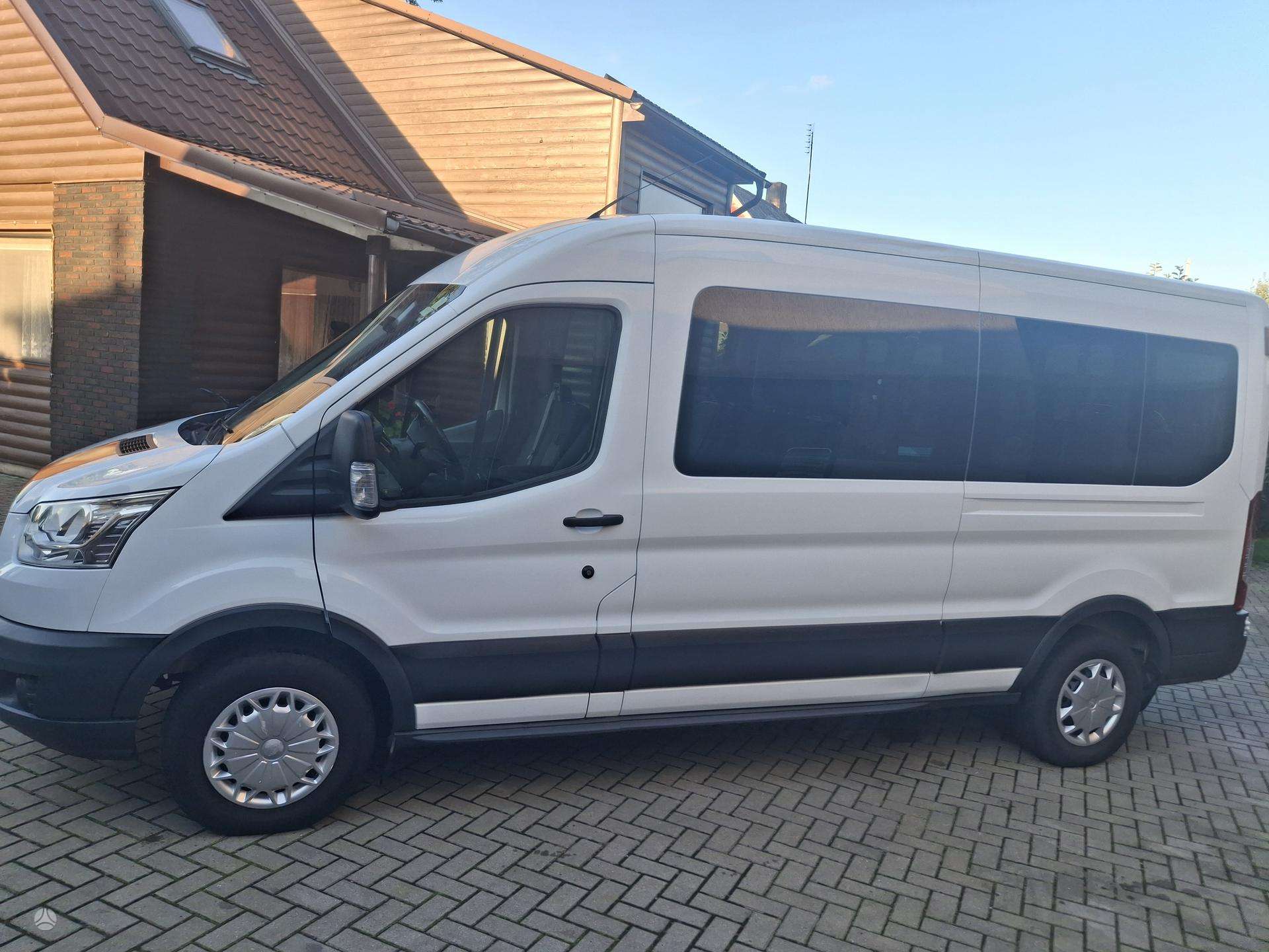 Ford Transit.