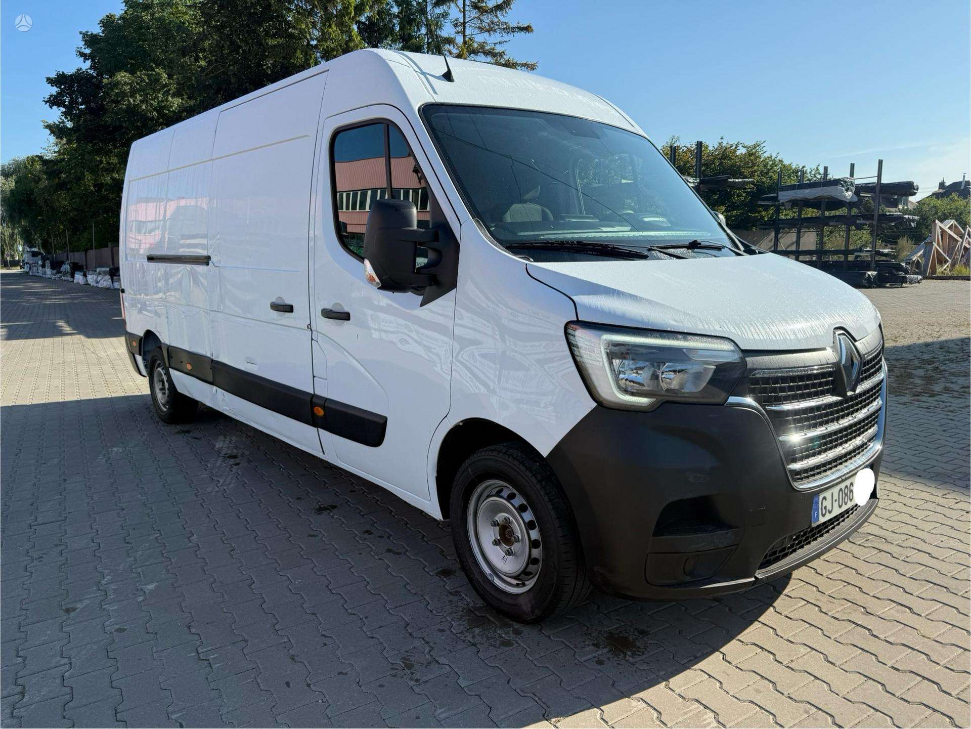 Renault Master.