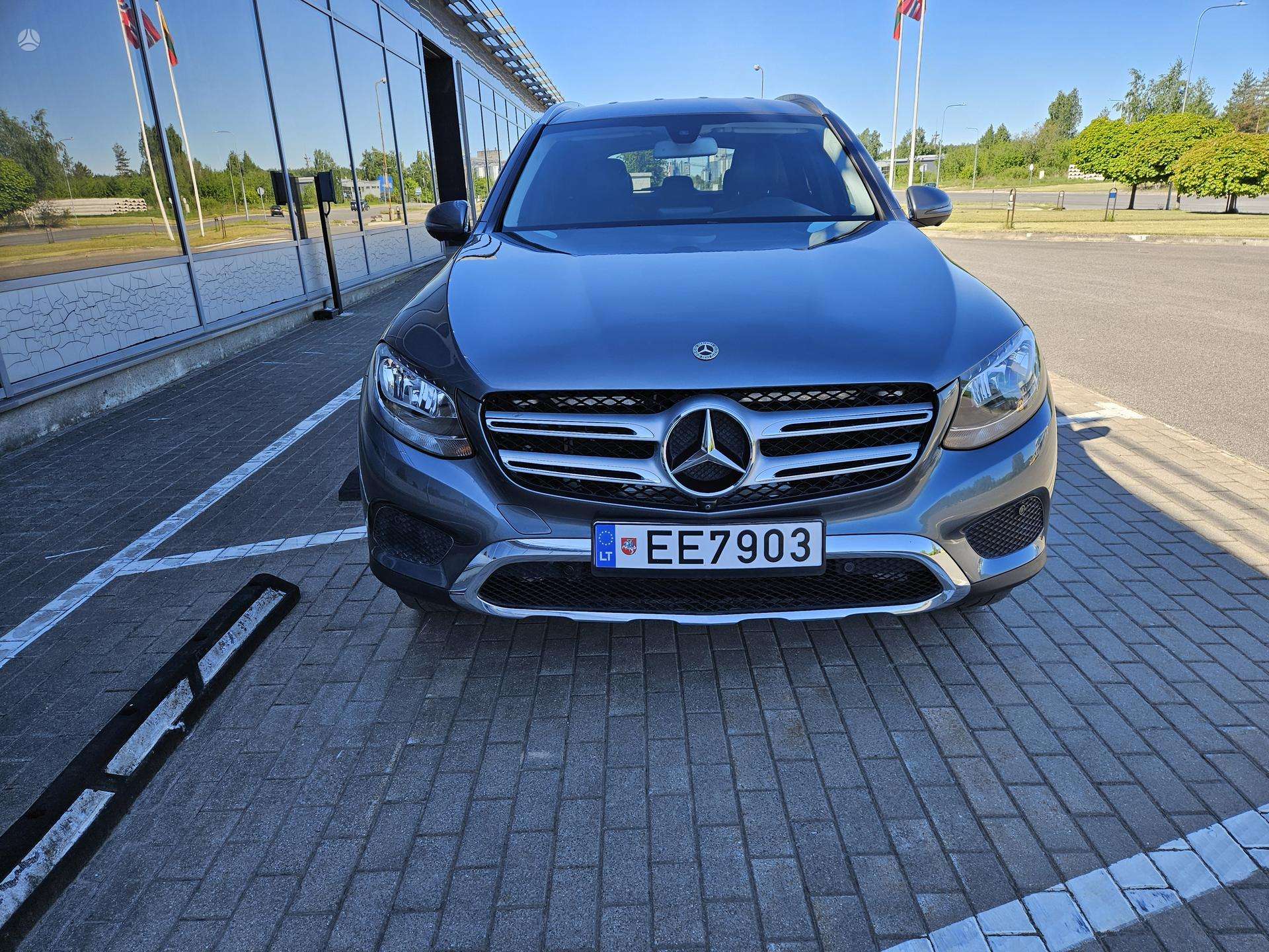 Mercedes-Benz GLC350