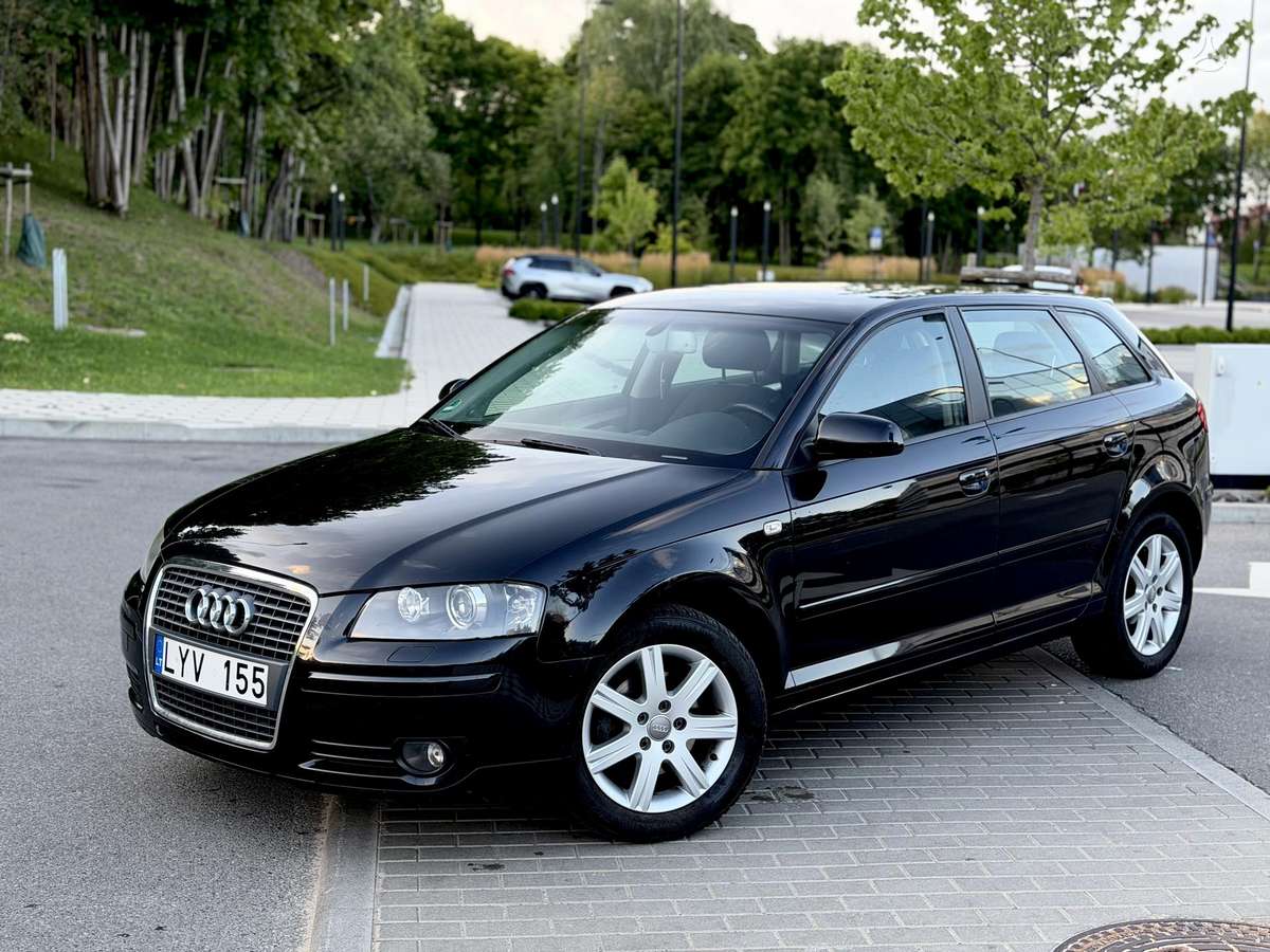 Audi A3.