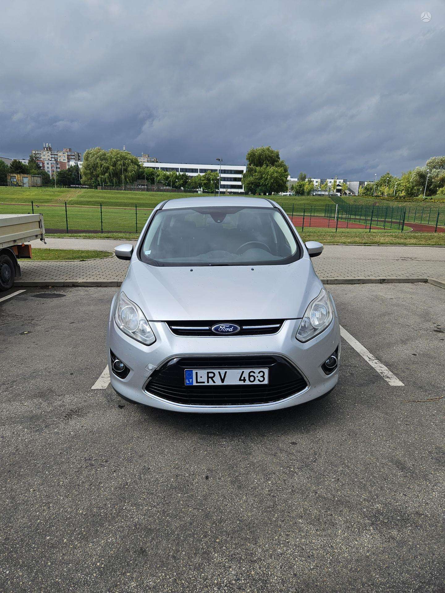 Ford C-MAX.