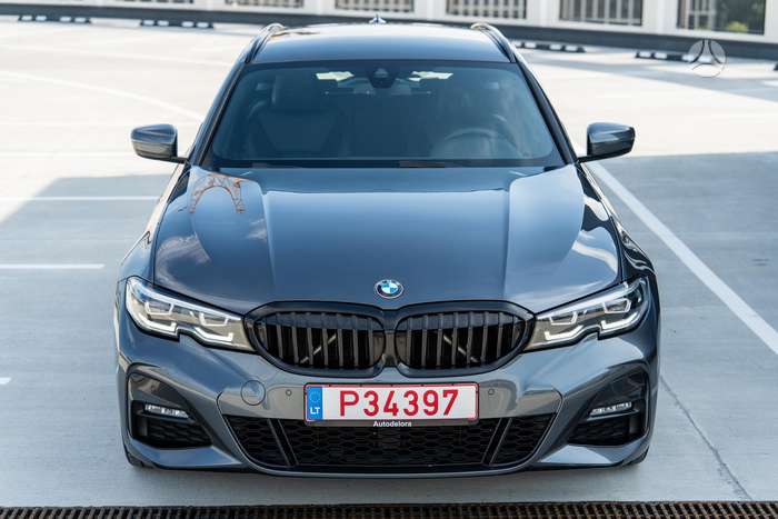 BMW 320.