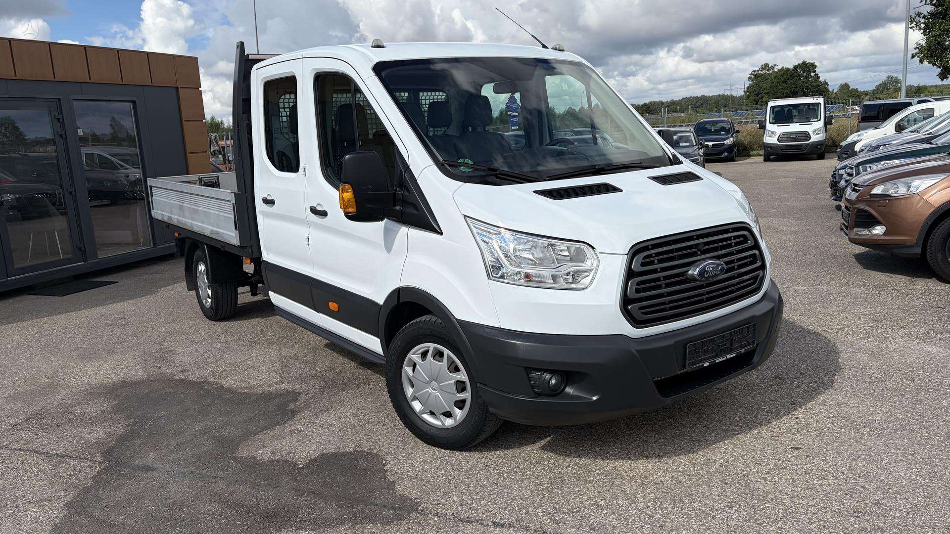 Ford Transit.