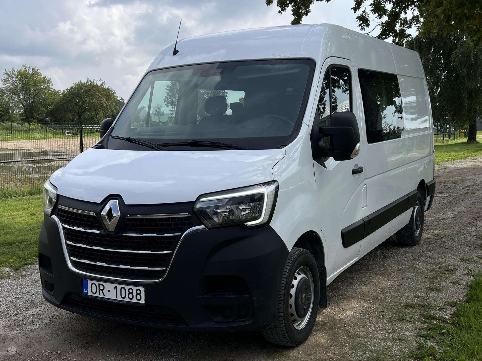 Renault Master.