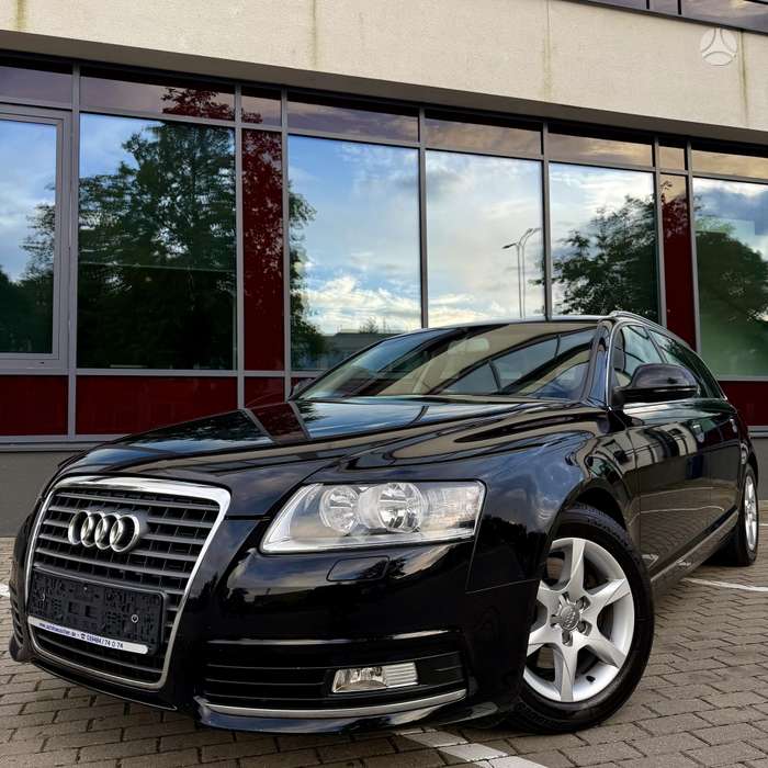 Audi A6.