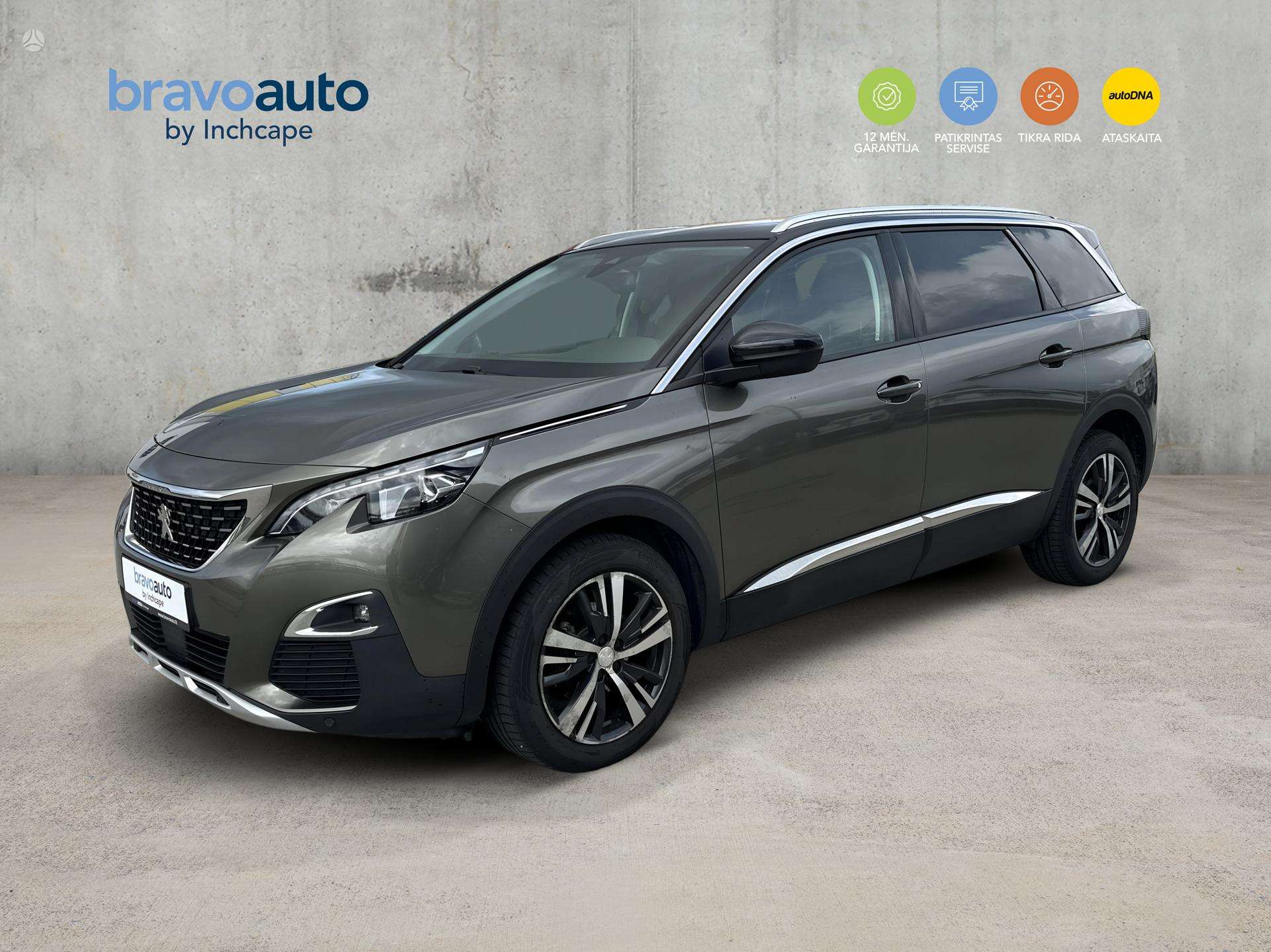 Peugeot 5008.