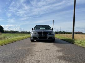 BMW 318.
