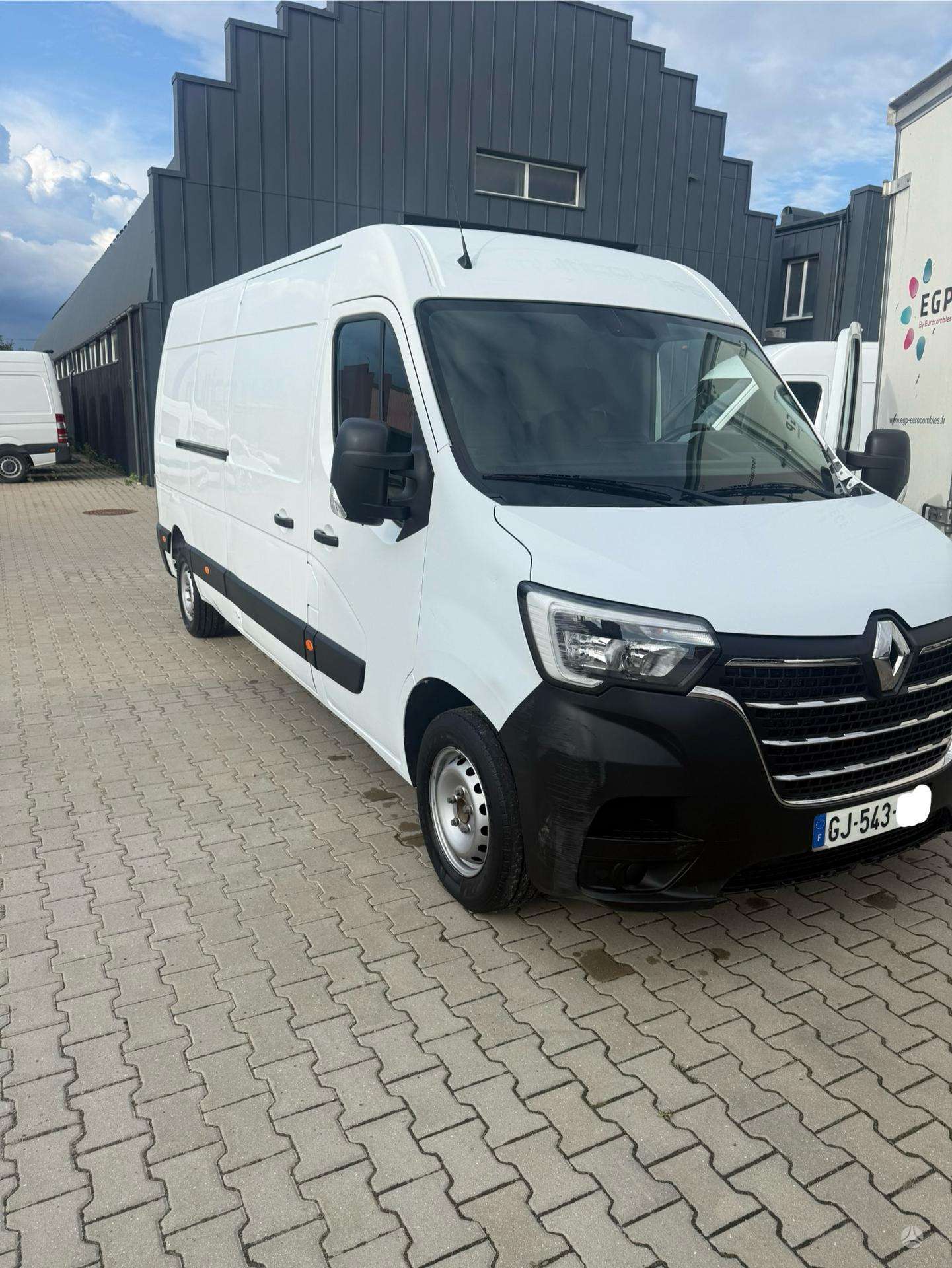 Renault Master.