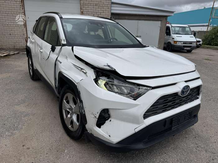 Toyota RAV4.