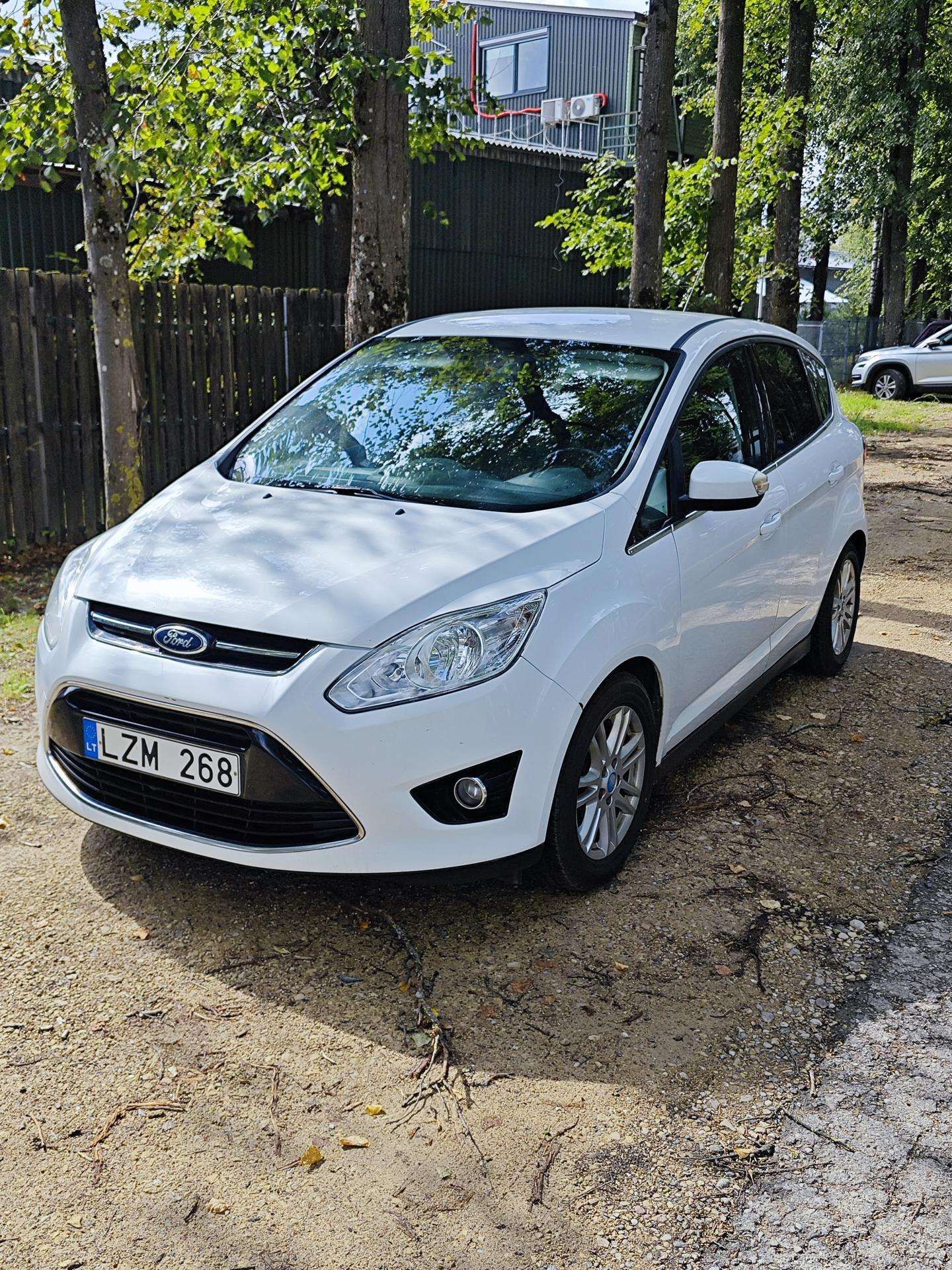 Ford C-MAX.