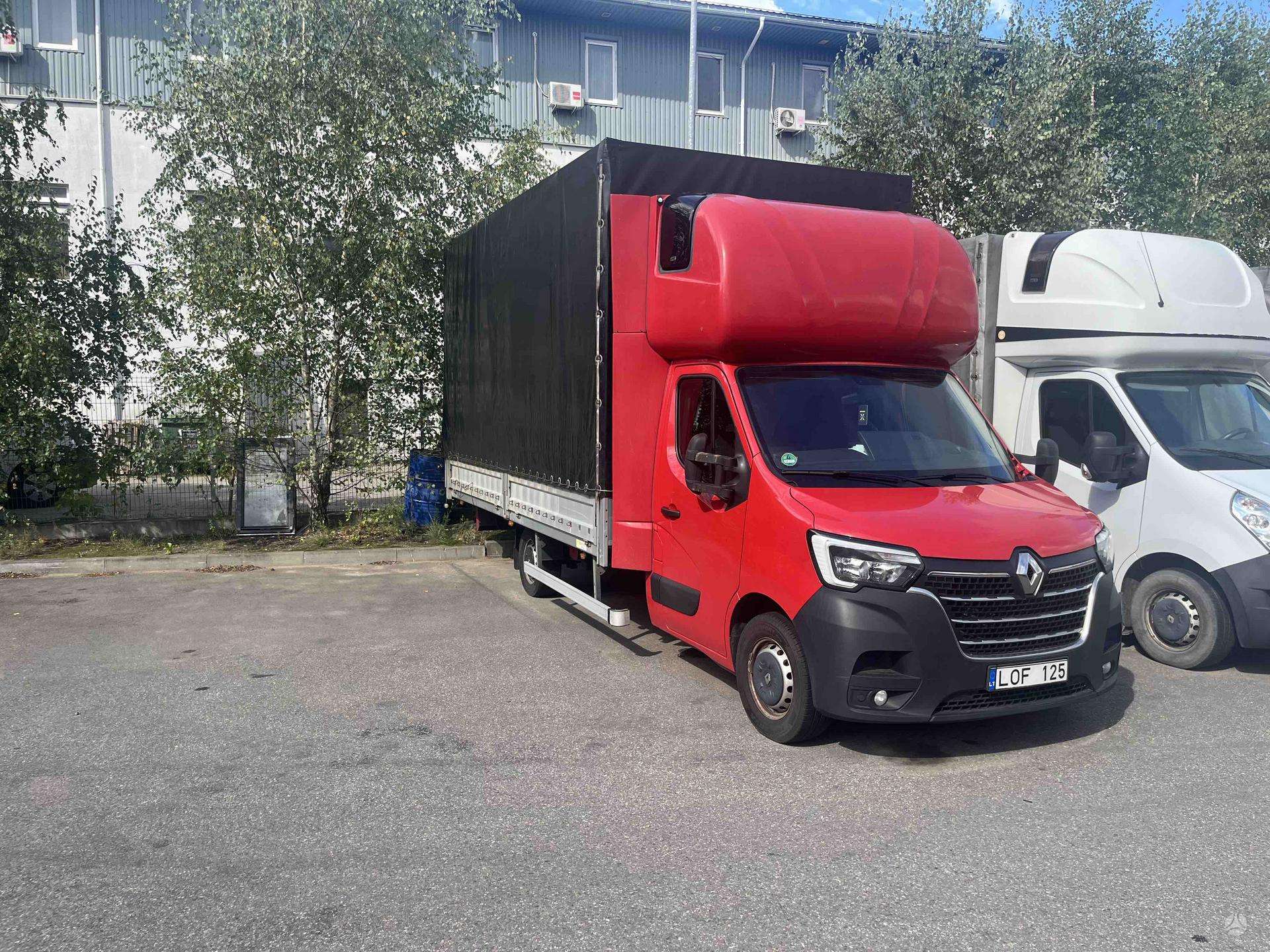 Renault Master.
