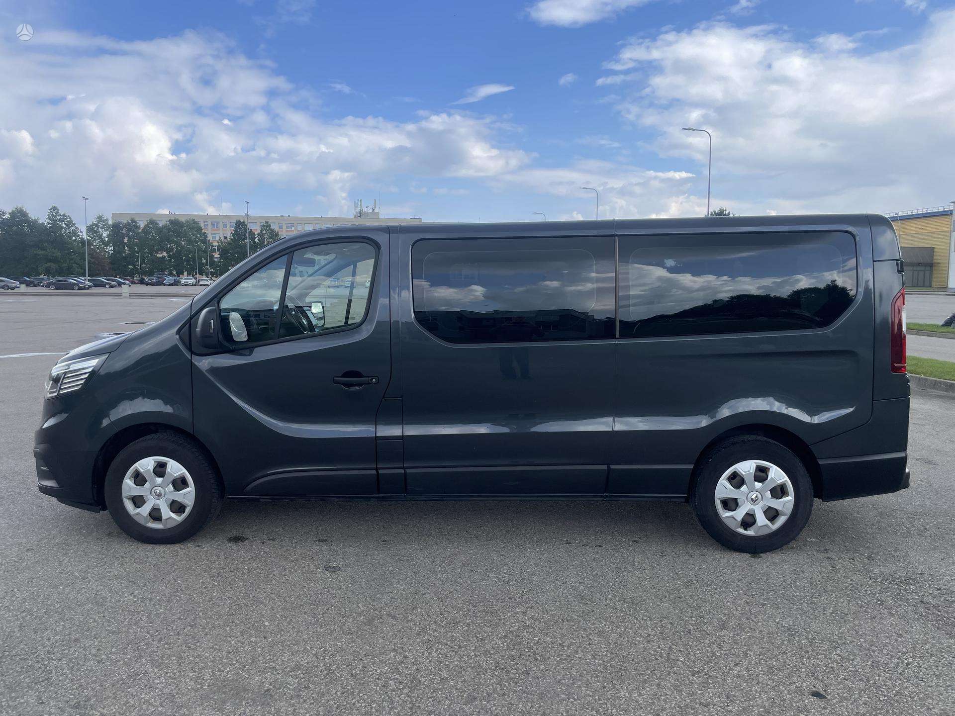 Renault Trafic.
