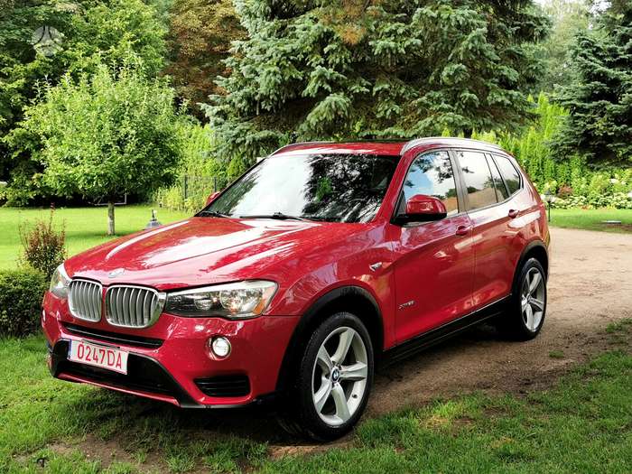 BMW X3.