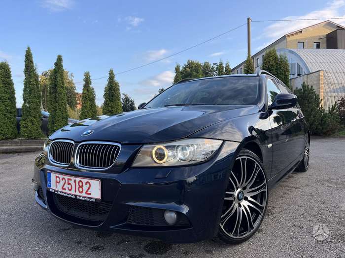 BMW 320.
