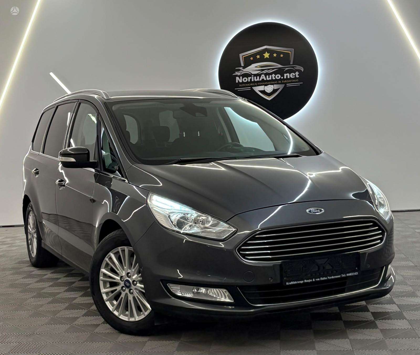 Ford Galaxy.
