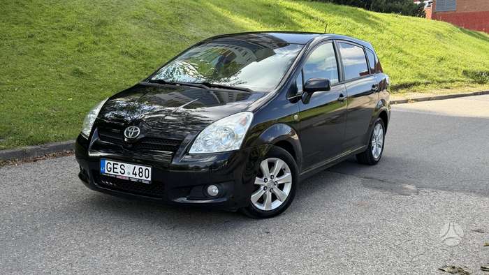 Toyota Corolla Verso.