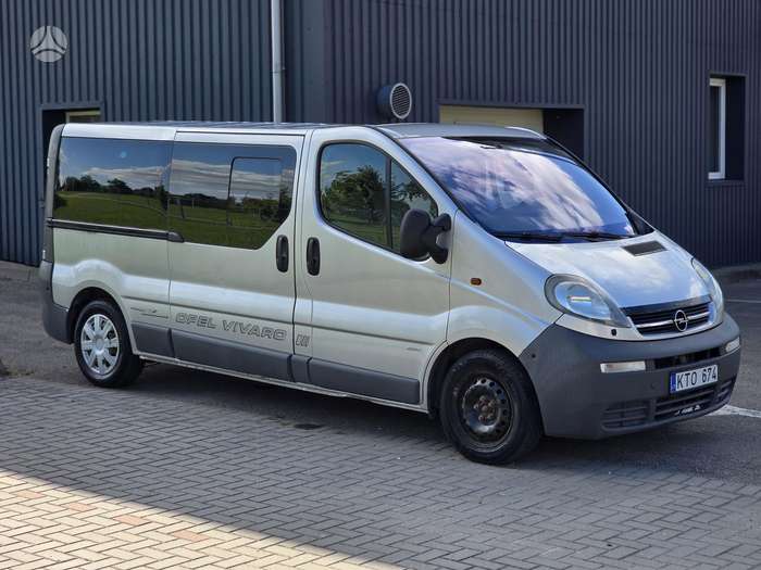 Opel Vivaro.