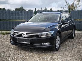 Volkswagen Passat.