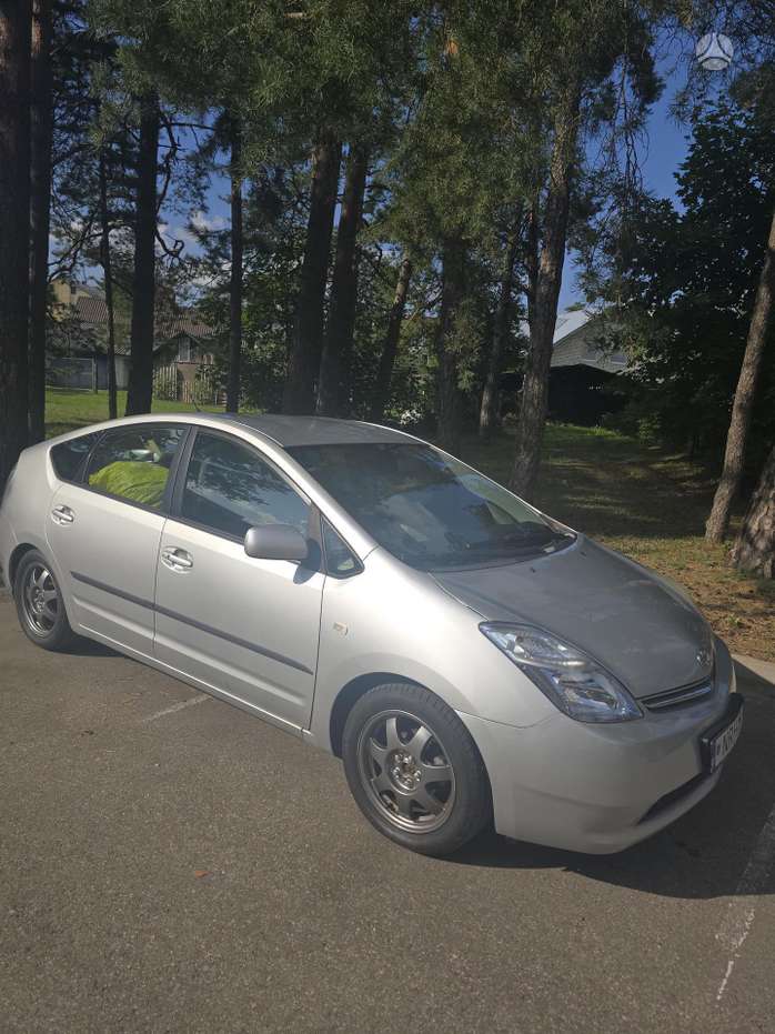 Toyota Prius.
