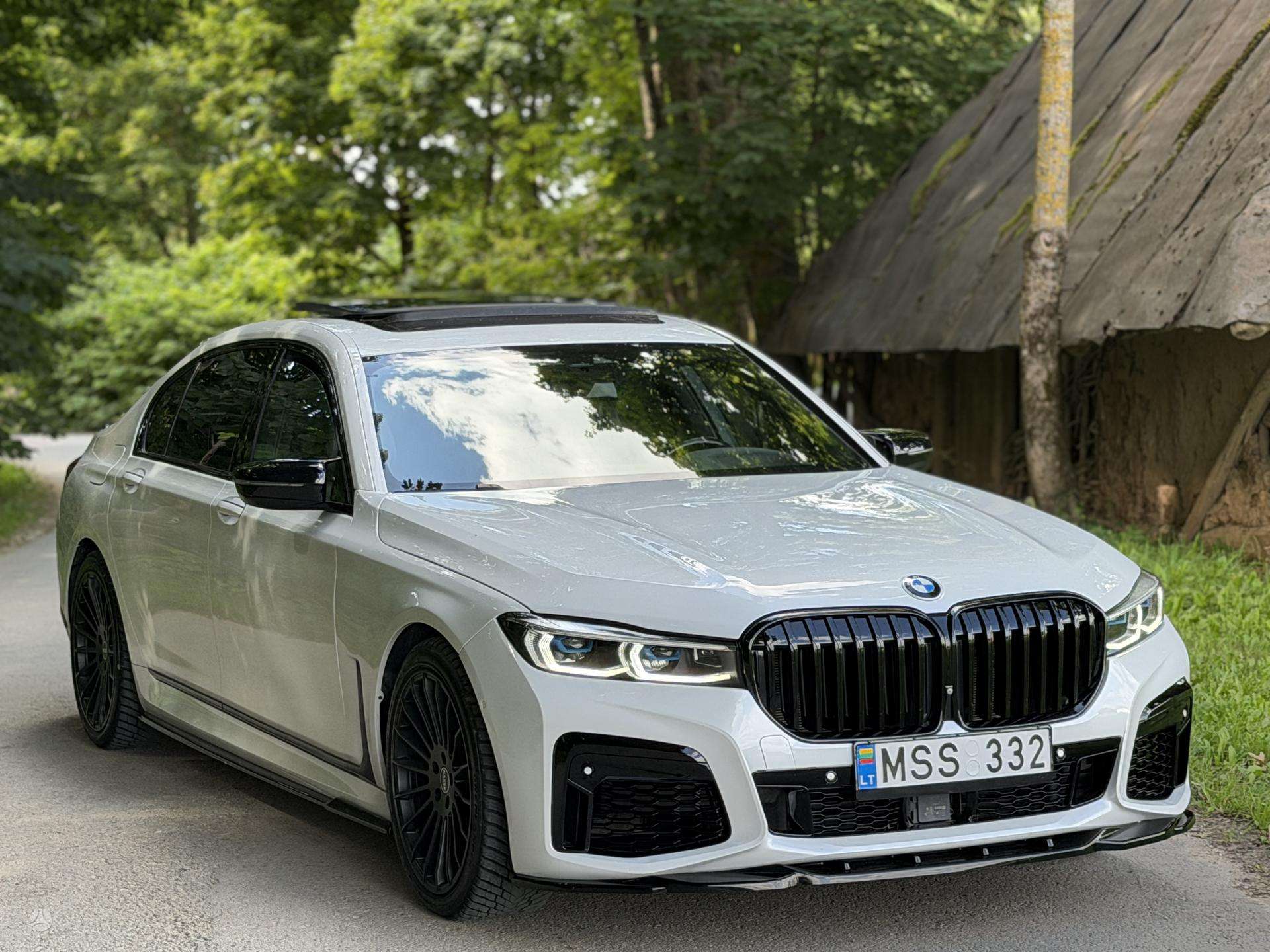 BMW 750