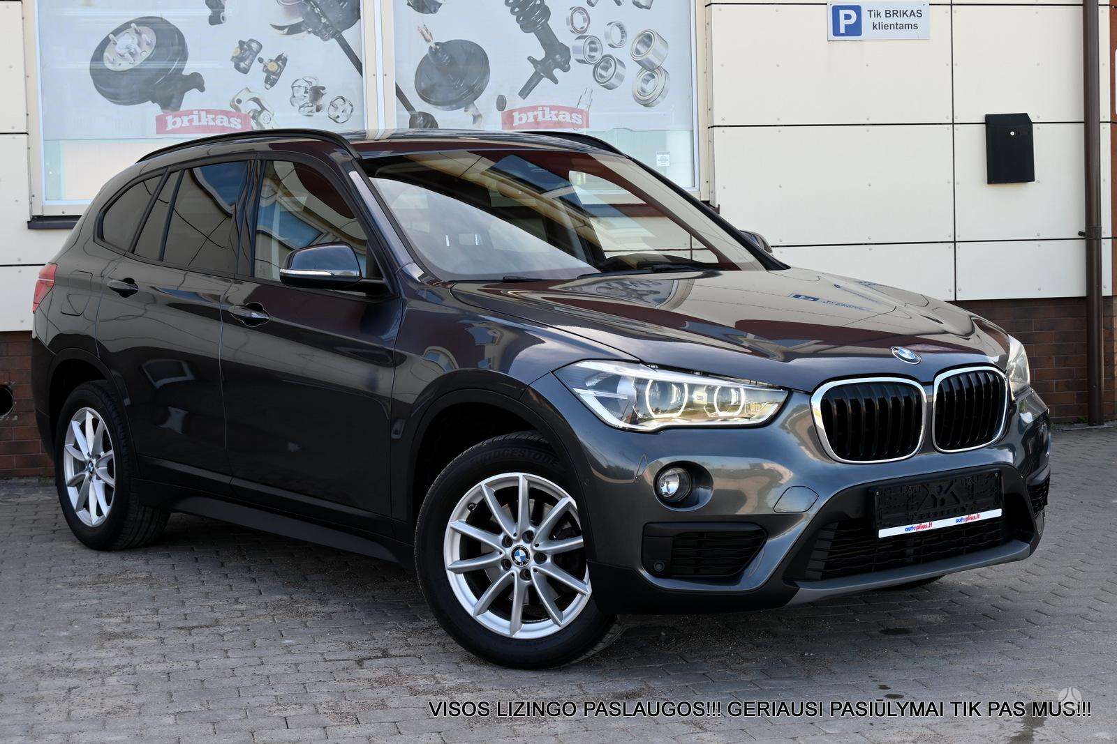 BMW X1.